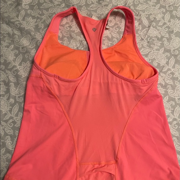 Lululemon tank top - Picture 3 of 5